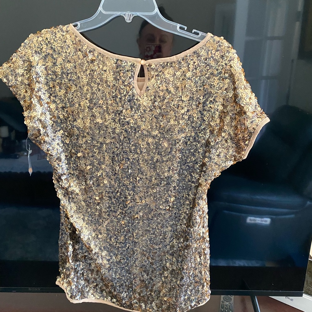 Gold ladys top